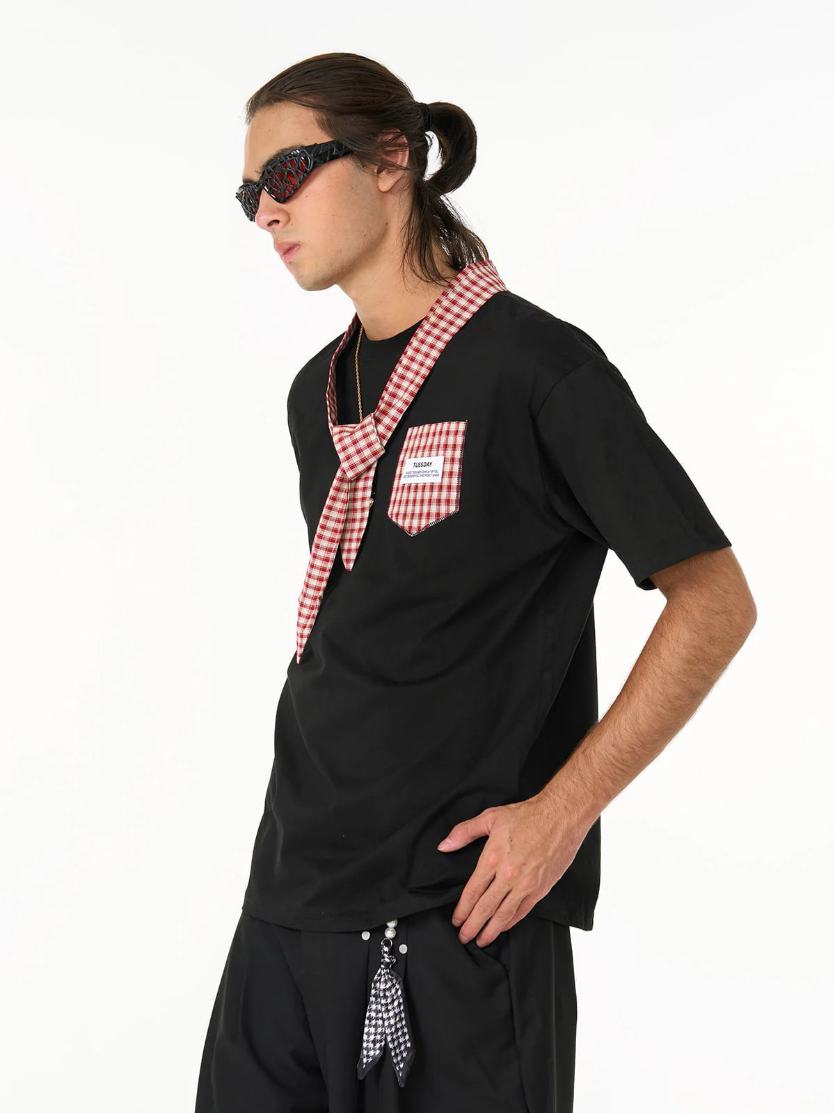 Sokak Kareli Kravatlı Kısa Kollu T-Shirt