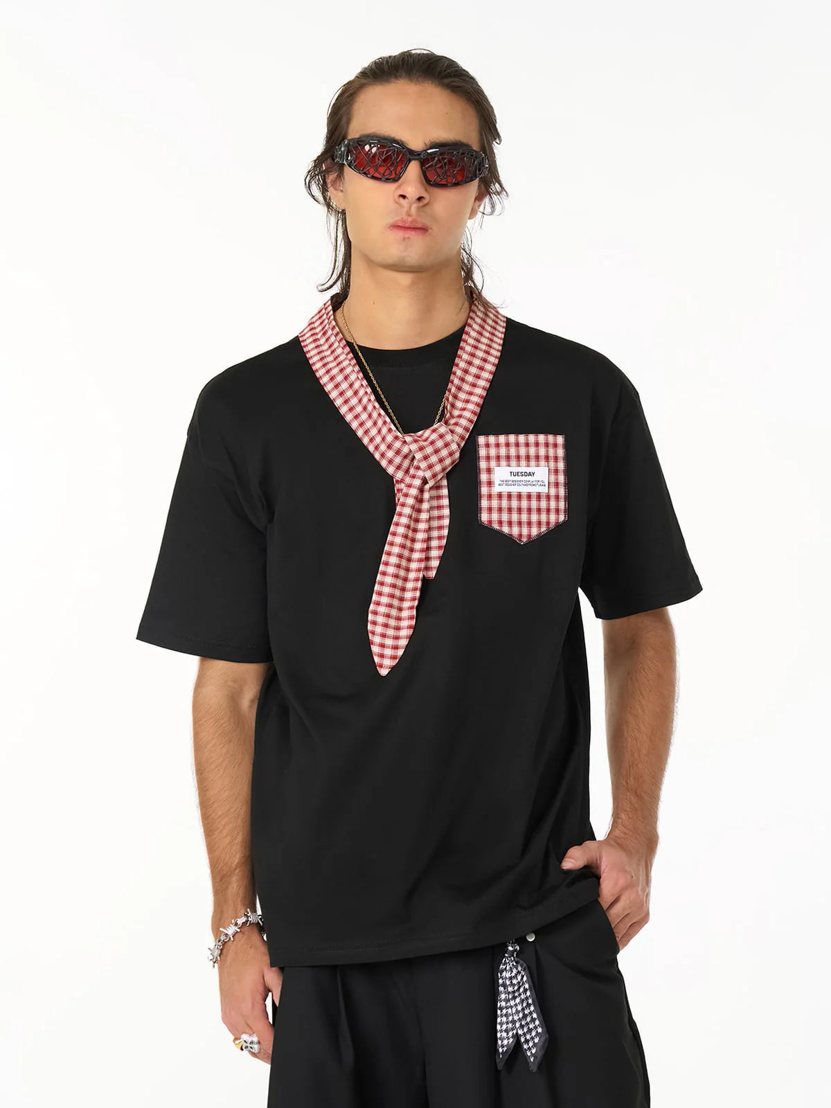 Sokak Kareli Kravatlı Kısa Kollu T-Shirt